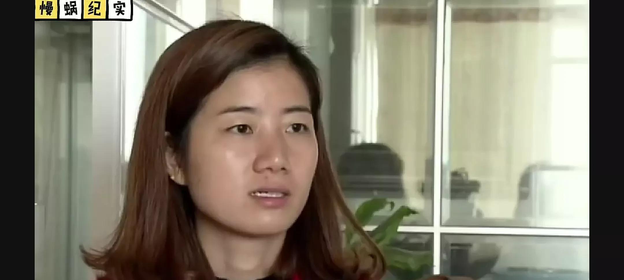 全职妈妈|结婚三年多的全职妈妈刚生完二胎,丈夫就恋上富婆,将她一脚踢开