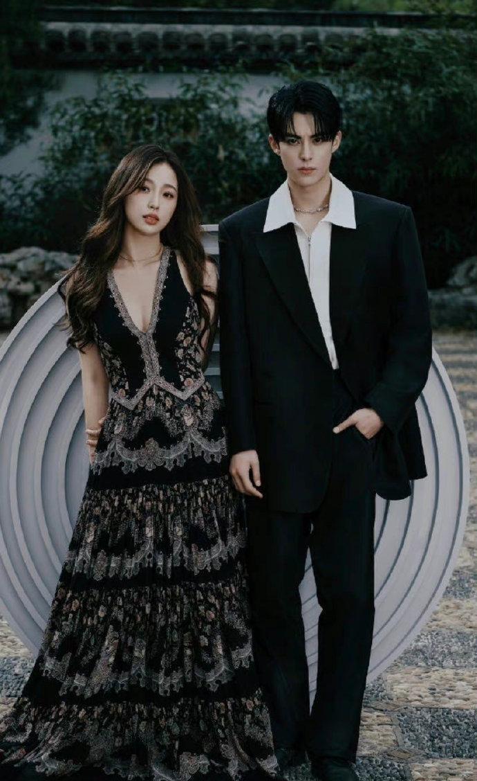 王鹤棣|棣欣引力二搭了？王鹤棣虞书欣主演军阀虐恋民国剧，海报氛围感绝了