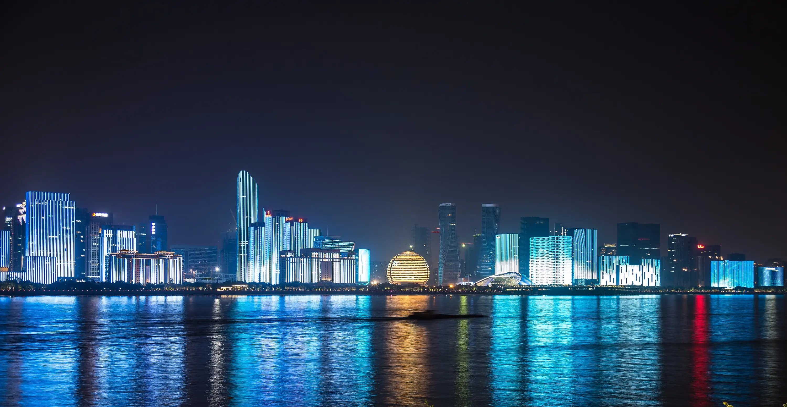 |鸡毛换糖，魔幻的救市新政