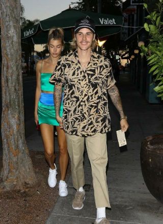 贾斯汀·比伯|贾斯汀·比伯明明是高富帅,却喜欢穿成“流浪汉”,海莉也不管管