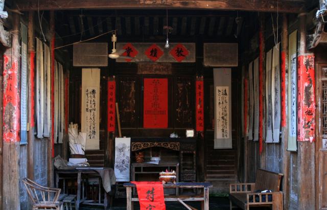 农村俗语:“厅堂不挂先祖像,院中不栽狼牙棒”,狼牙棒指的啥?