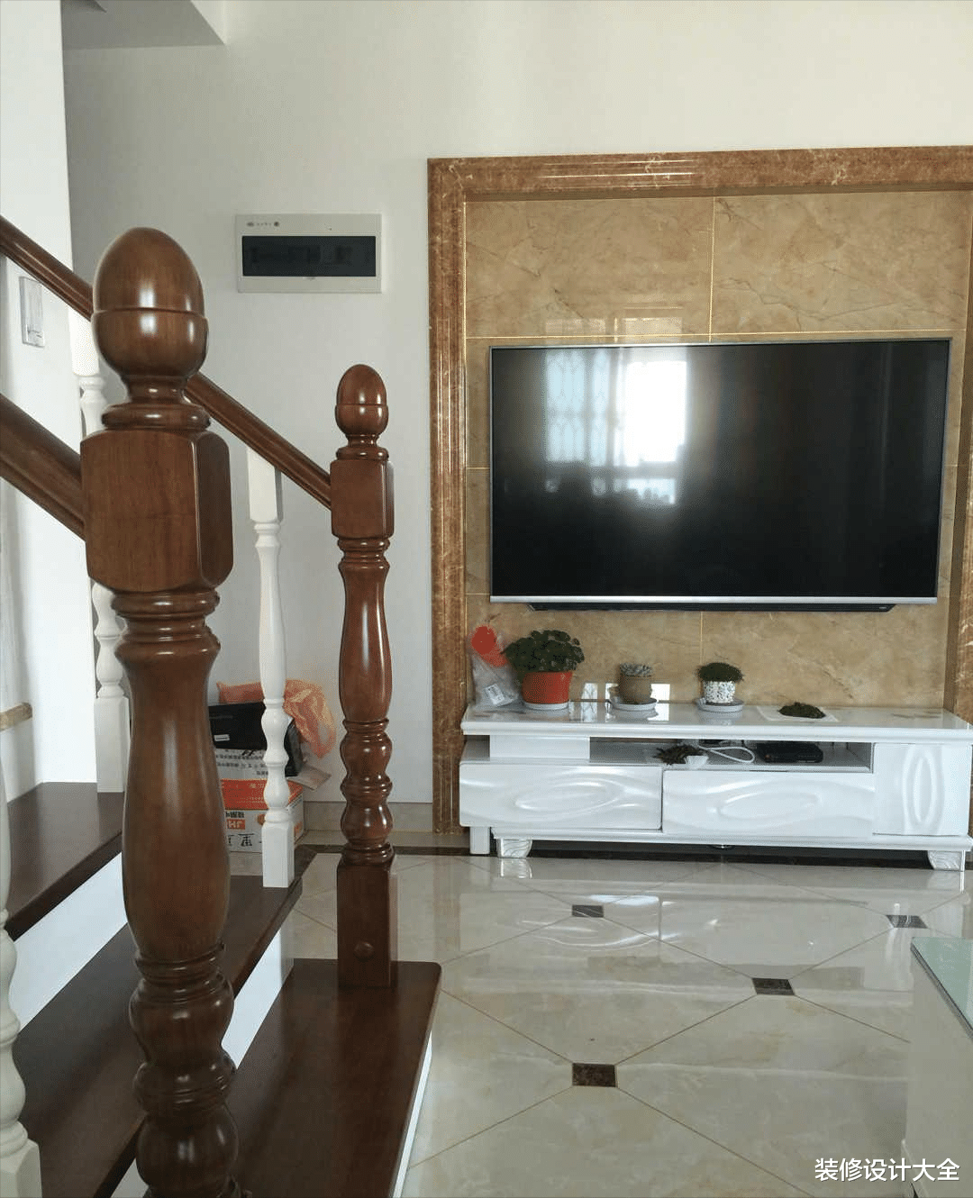 娘家精心准备的婚房,婆婆却嫌小,还说连个阳台都没有?