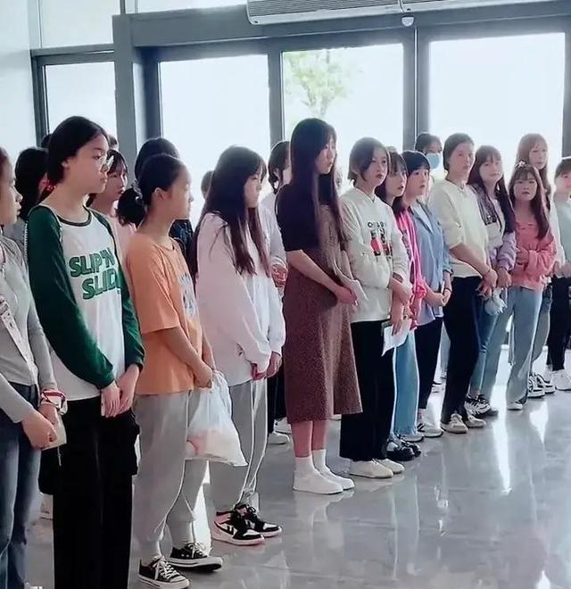 求职|我们招工人不是招小三!打工者求职时提问反被呛,评论区人间清醒