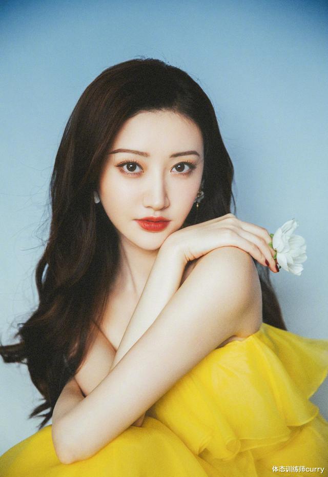 面霜 景甜的好身材藏不住了，原来也是一位爱健身达人，为何减肥要运动