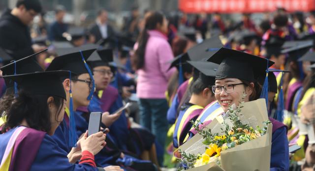 求职|名校毕业生求职碰壁,无奈说出心里话:有些专业有985加持也白搭