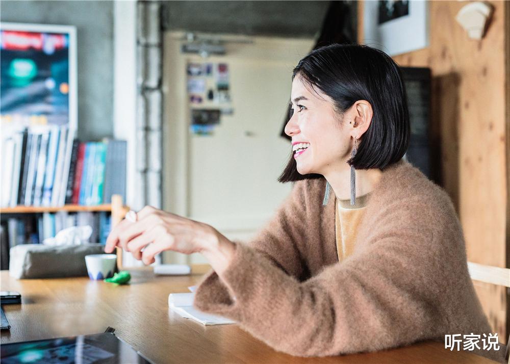 33岁的女厨师,把家装修成“毛坯房”,82㎡只做一室,一住就3年