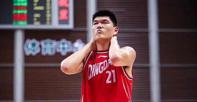 刘维伟|正式确定！刘传兴拿到大合同，重返CBA赛场，携手刘维伟