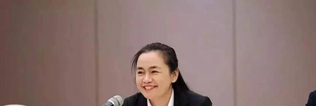 女首富换成苏州人了,前后5任,2人是会计,3人为记者老师打工妹