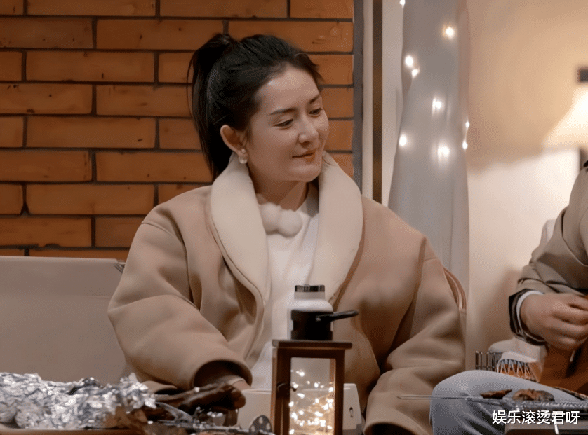 芒果台|芒果台主持人客串《底线》,明明不是科班出身,演技却惊鸿一瞥