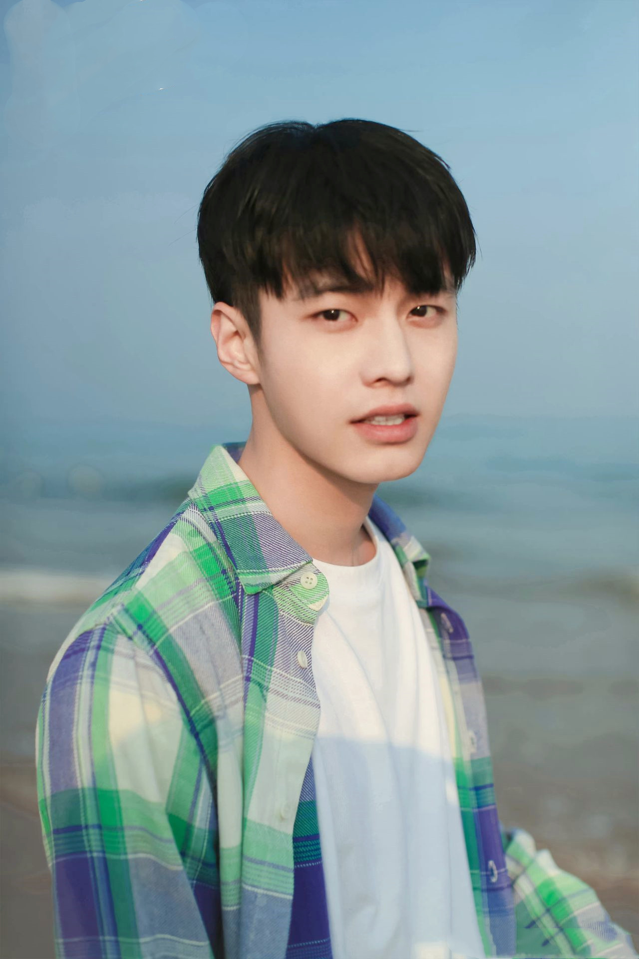 见面吧就现在|《见面吧就现在》：年下弟弟的花式求爱，男主和男二势均力敌