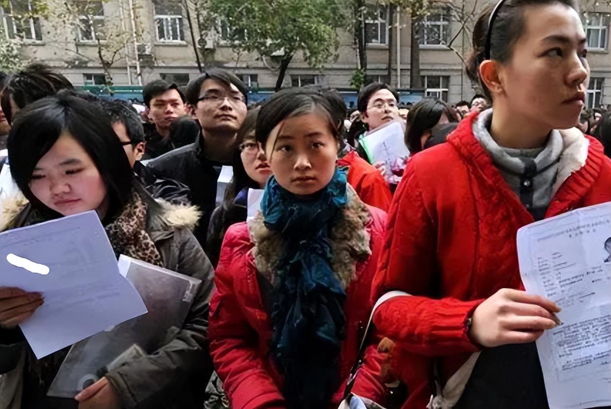 国企|一国企单位启动校招，转正年薪可达6位数，3类毕业生或优先录取