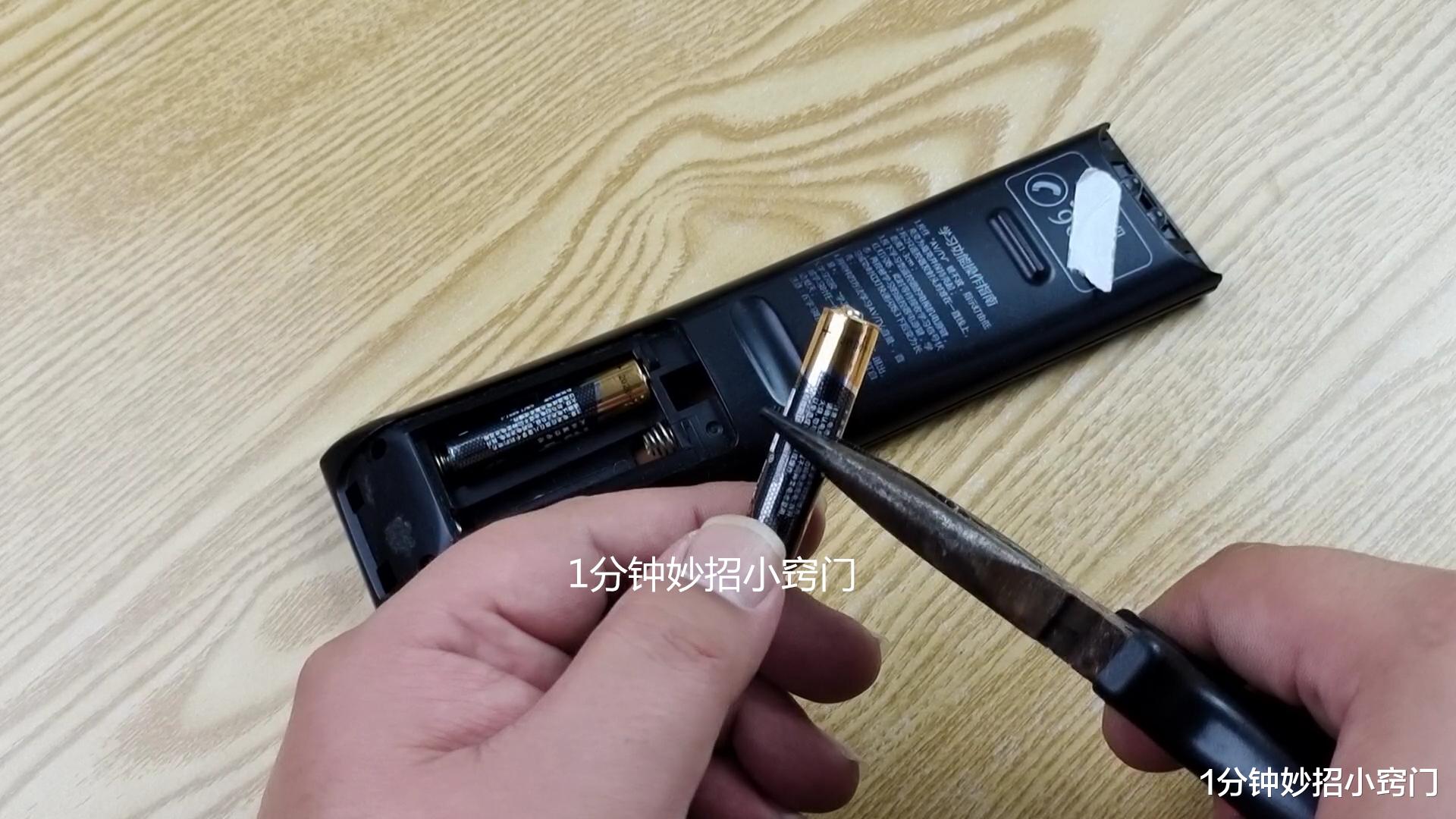 固态硬盘|电池没电了别再扔掉,其实隐藏很多妙用,学会了真涨知识