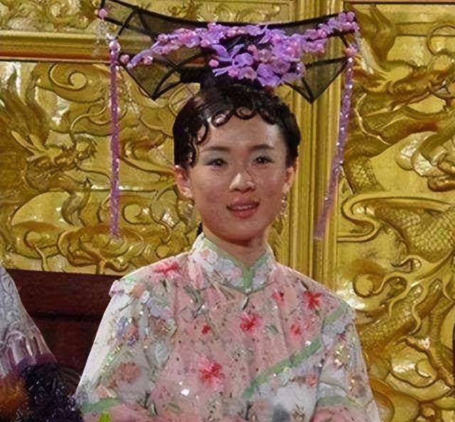 明星 好笑又心疼，明明是花容月貌的女明星，却个个都被离奇造型给坑了