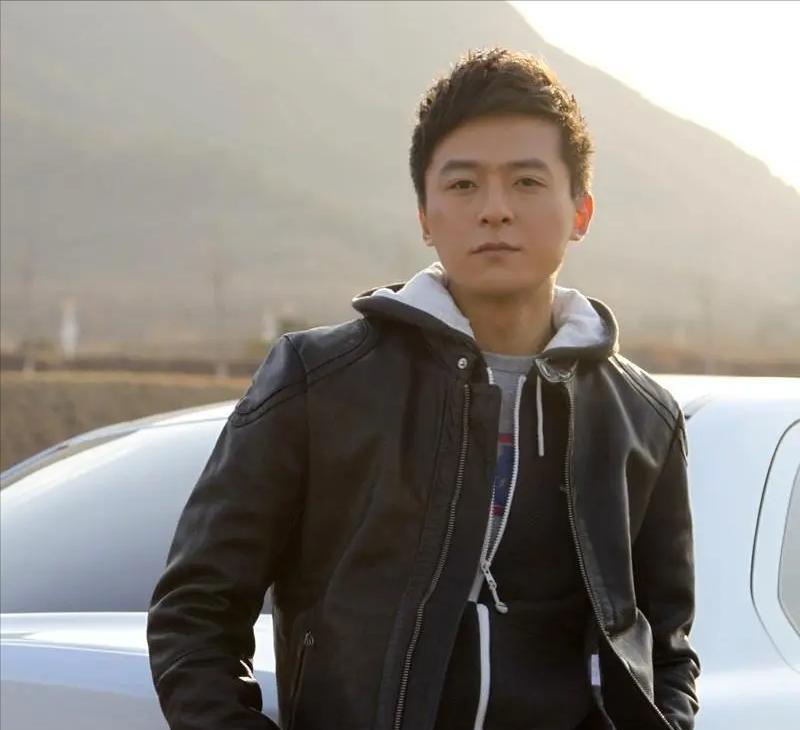 朱雨辰|43岁妈宝男朱雨辰：与姜妍分手后至今单身，母亲在节目中透漏原因