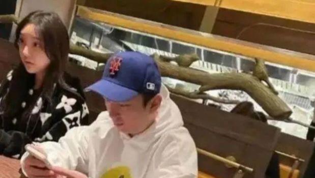 王思聪|王思聪前女友慎婕游泰国，戴400万名表显阔气，网传是王思聪所送！