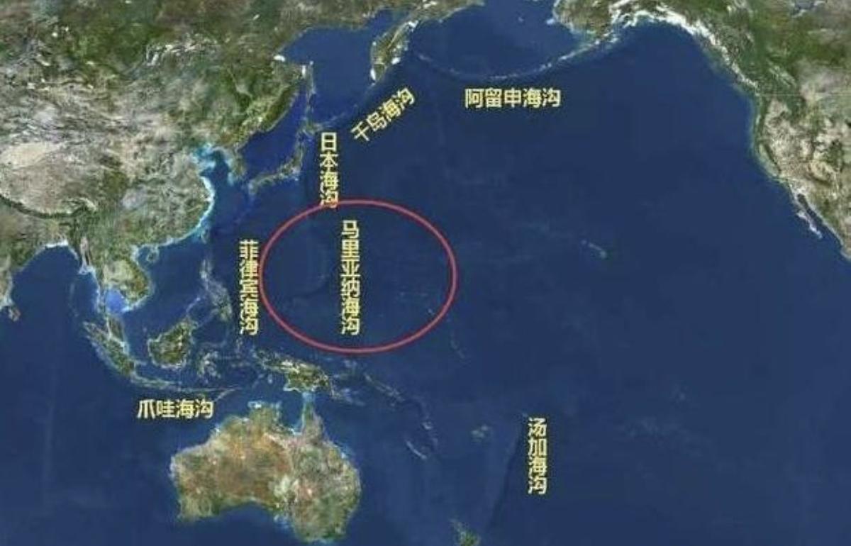 海底10000米处的压力到底有多强?鱼会被压扁吗?