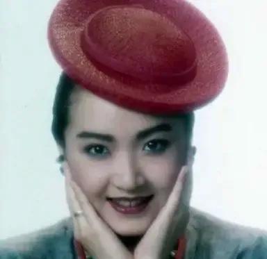 恬妞|“苗翠花”恬妞：一婚嫁印尼富豪，二婚遭万梓良背叛今64岁仍单身