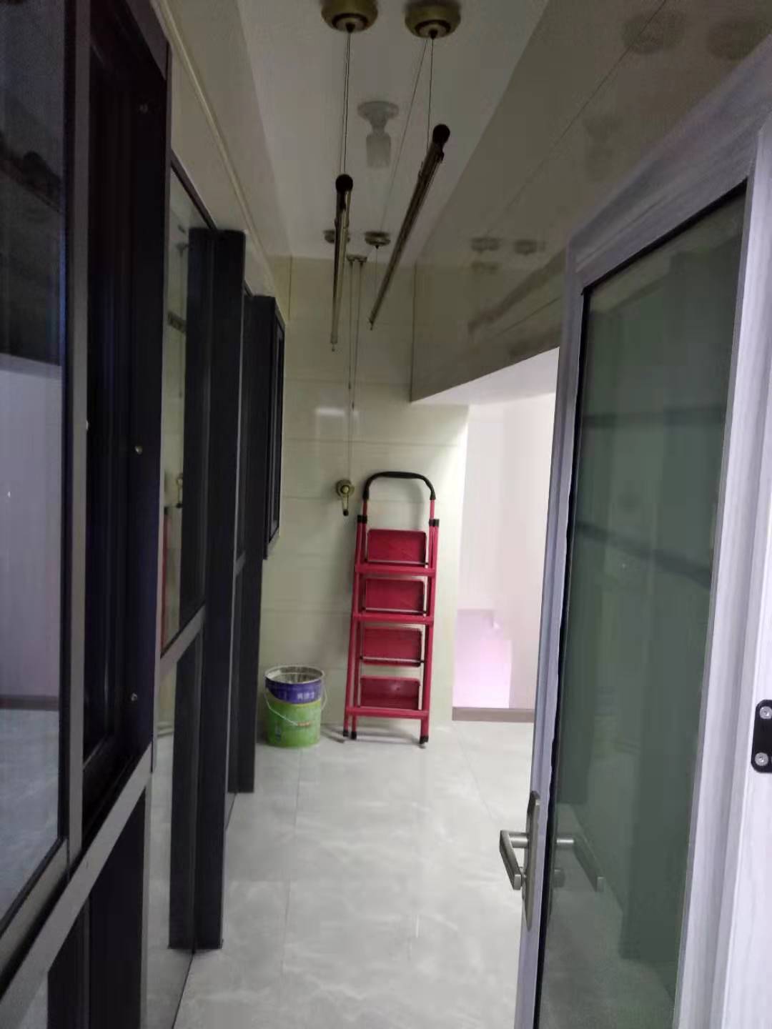 上海奋斗10年买套小复式，6.8万装修！一个温馨又简约的窝