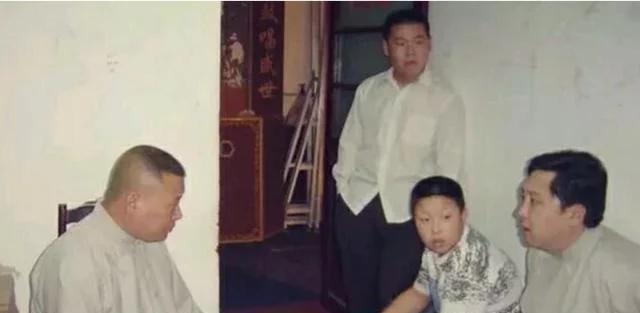 郭德纲|郭德纲不收学费， 可是烧饼父母 把房子都卖了，曹金发票是真的