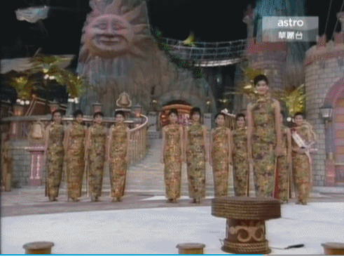 张可颐|“迟到女王”张可颐的嚣张跋扈史：天若要其亡，必先让其狂