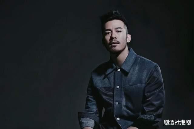 沈震轩|恭喜!香港知名男星与漂亮女友好事将近,高调晒海边合照配一脸