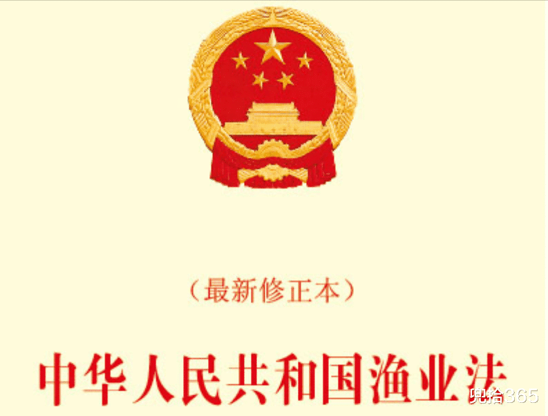 |河北一大爷火了，放地笼还打钓鱼人，直言：地笼违法，盗鱼违法吗