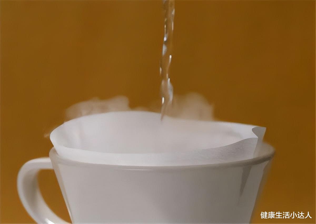 肿瘤|胃不好,管住嘴:少喝3种饮品,少吃4种食物,养好胃不难