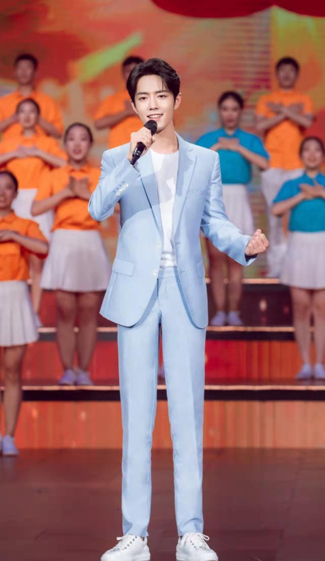 肖战|「肖战的老婆」又出圈!上次被王濛点名,这次又被央视主持人点名