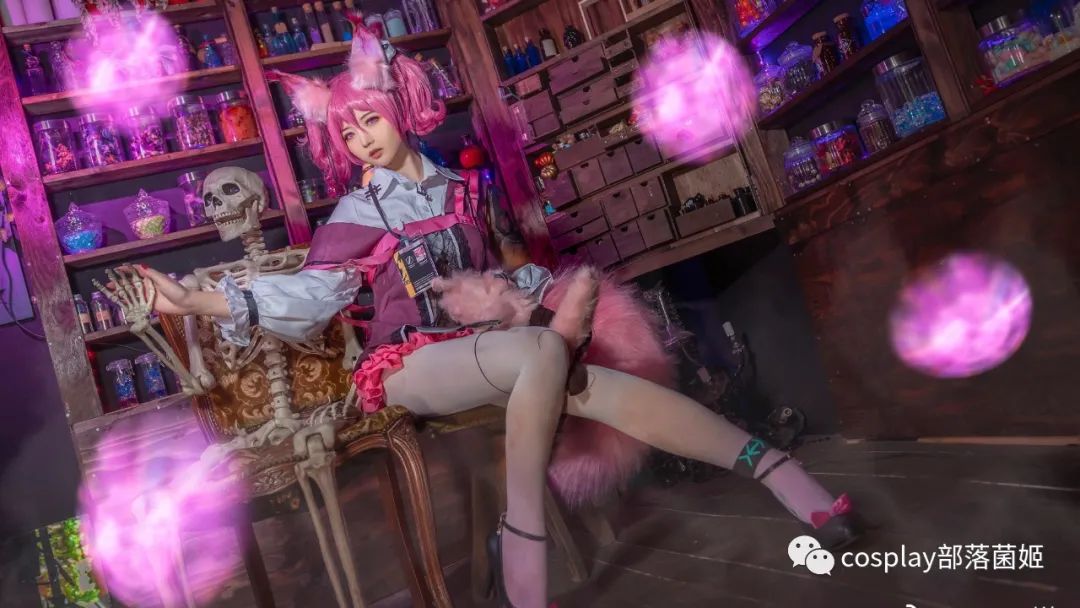 明日方舟|?cos：明日方舟巫恋cos正片@様，安睡吧