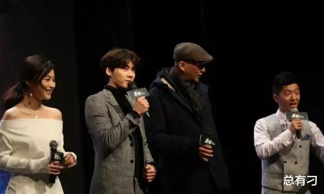 李易峰|?李易峰出事后，所有海报被母校撕下，他曾是该校优质毕业生