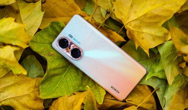 |荣耀70Pro低调量产，扩大至16+512G，4599不贵吧？