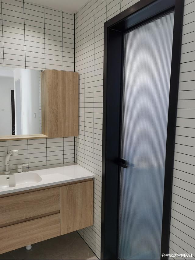 125平最顶层带阁楼的新房，全屋自己设计，装修花了25W非常值得！