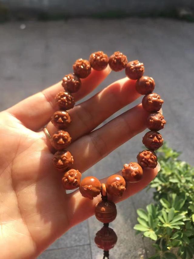 文玩|我有两个兜：一个是空的，另一个是文玩，请问我是穷人还是富人？