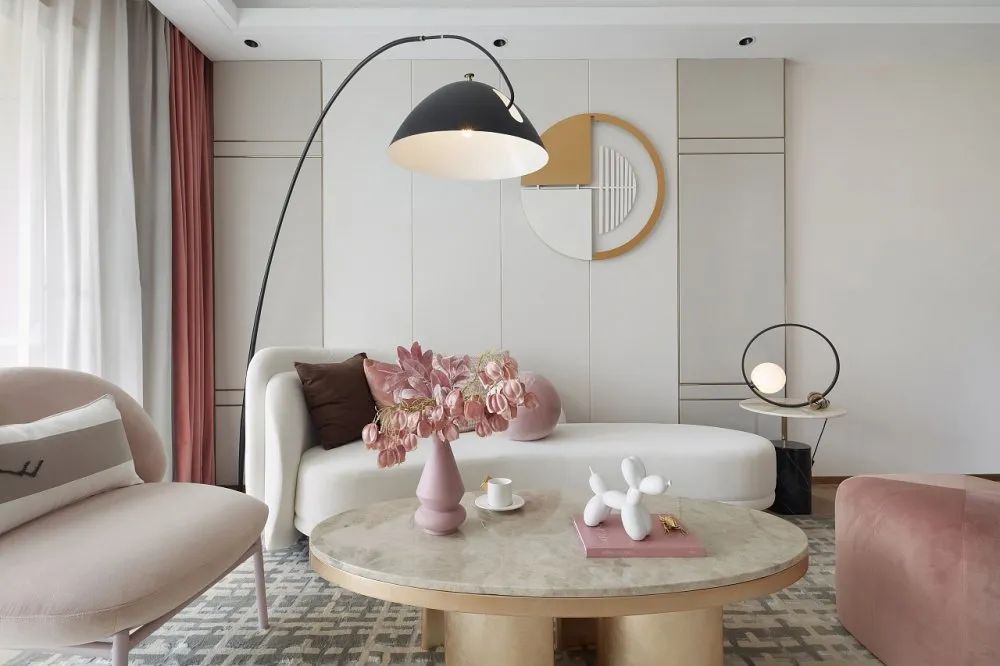 粉调简约风,属于年轻人的时尚活力感!!