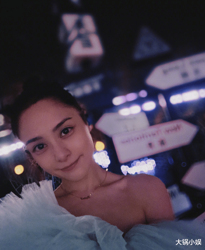 阿娇|阿娇前夫升级当爸，晒出儿子小手，发文感谢现任陪他迈入新阶段