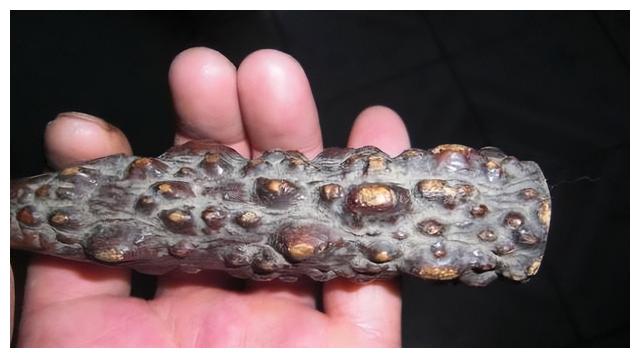 文玩|那些带尖的物件,在文玩人手里盘的晶莹剔透