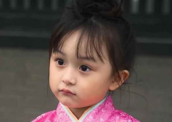 刘楚恬|还记得《知否》，里的小明兰吗？她现在长这样