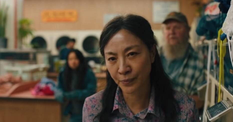 杨紫琼|59岁杨紫琼新冠痊愈后首曝近况，疑似暴瘦状态惹人心疼