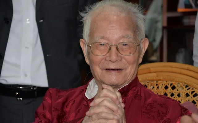 邓铁涛|国医大师邓铁涛,活到104岁,他的“长寿秘诀”很简单,你也能做