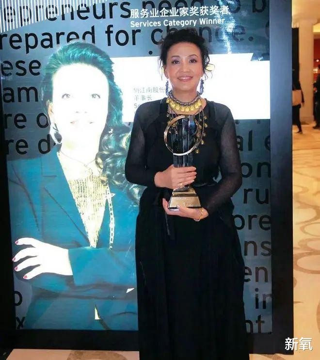 张兰|靠直播卖了1.8亿，64岁的张兰为何能有如此大的心脏？