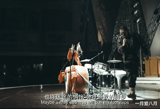 爱情|收破烂的爹帮儿子找工作找老婆，恨铁不成钢，结果自己却收获爱情