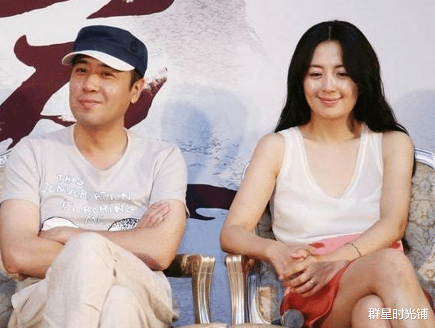 杨童舒|杨童舒：34岁在剧组意外怀孕，嫁给商人老公很幸福，被婆家宠成宝