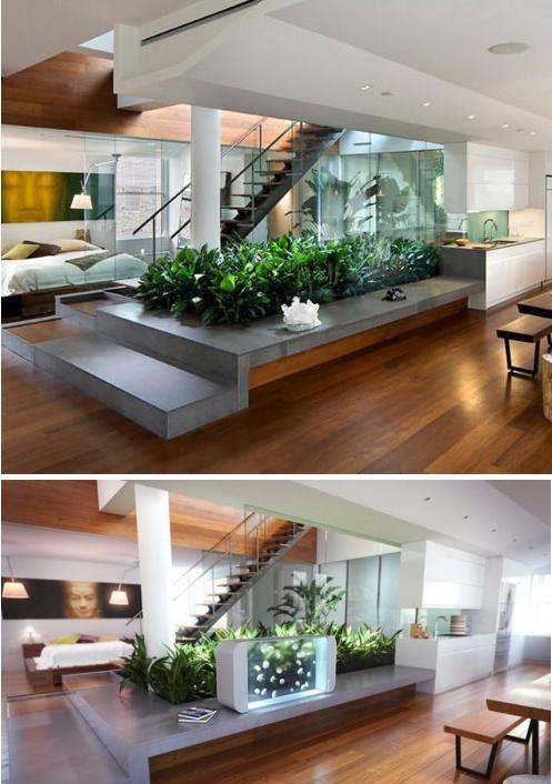 他家橱柜旁砌卡座围出一个花坛,在家就能赏景,小区邻居们都眼红