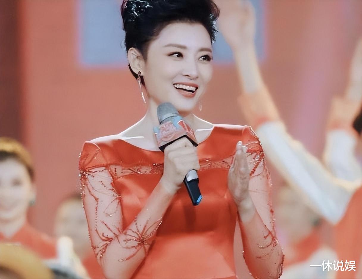 周涛|网传《好声音2022》主持人华少被周涛接替，导师阵容也大换血