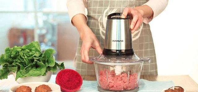 肝脏|医生呼吁停止使用绞肉机,因为会伤肝、致癌?不要再被忽悠了