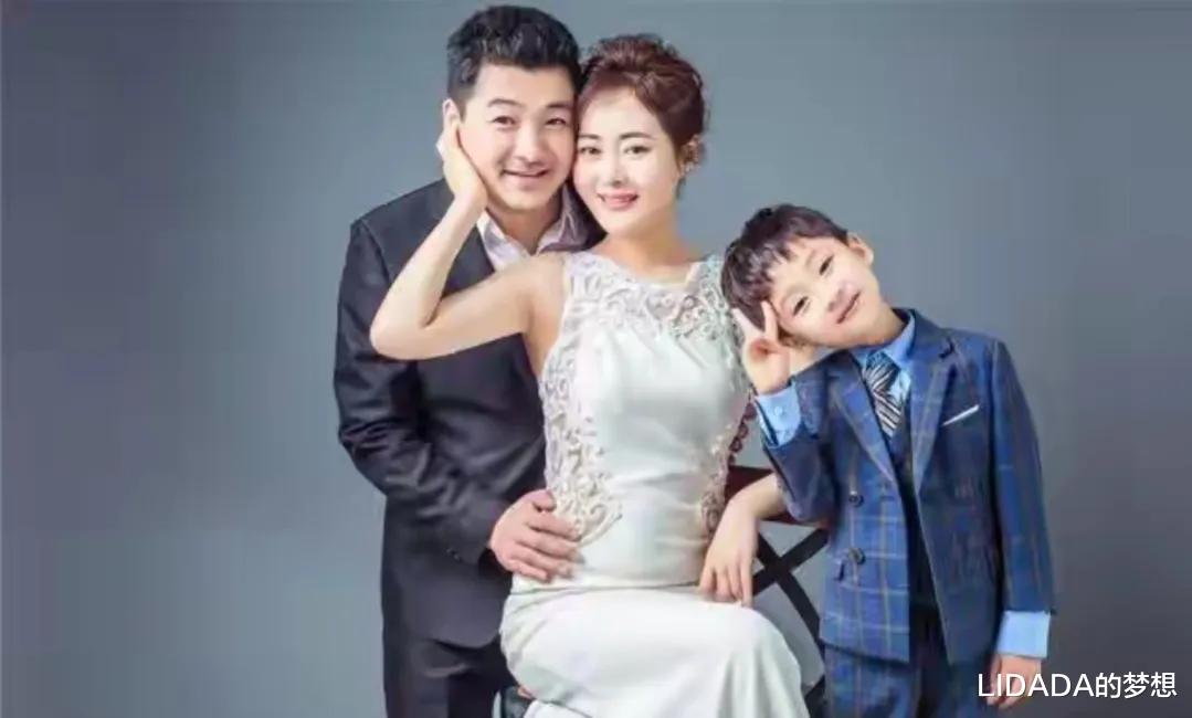 齐奎|知名演员国丽娜：嫁初恋老公齐奎，恩爱二十多年生两子，幸福美满