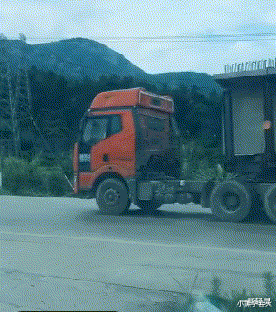 乞丐|“疫情期间，路边的乞丐都去哪了？”神点评太精辟了！