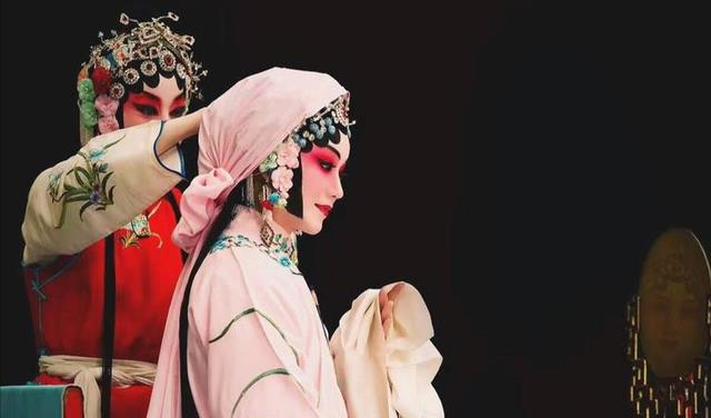 越剧|在越剧电影中,女性视角到男性视角的转变,以及对女性立场的建构