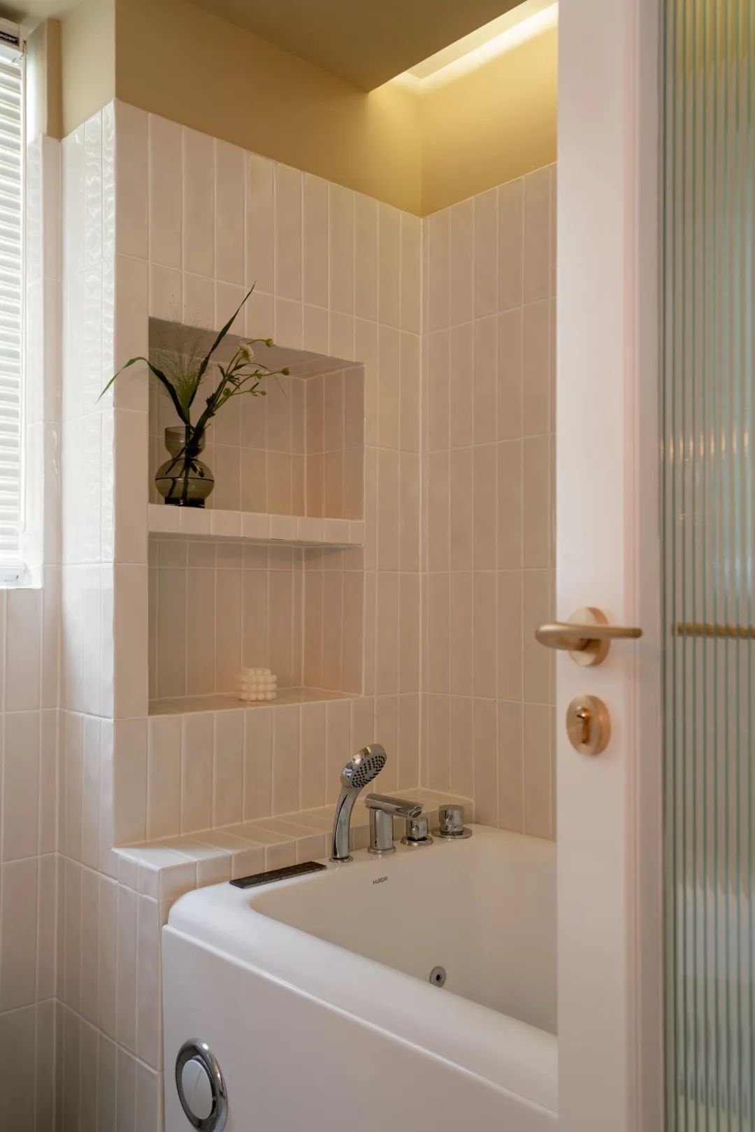 53岁阿姨的独居生活,引众人羡慕:人生下半场,拼的是自己