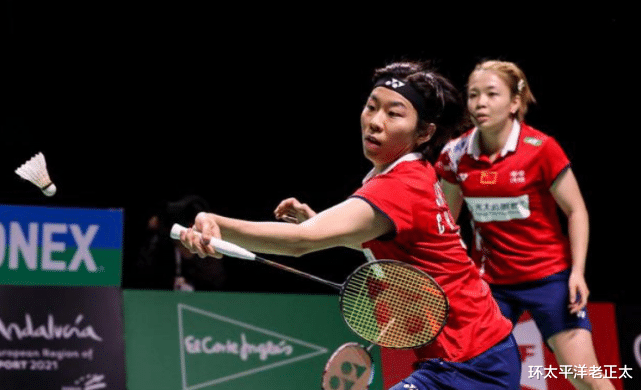 何冰娇|3-0！国羽3连胜锁定头名，何冰娇2-1险遭爆冷，艰难逆转怒吼庆祝